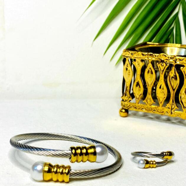 Classic Silver Handcuff & Ring Combo