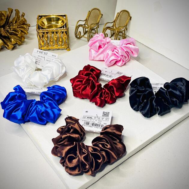 Velvet Premium Scrunchies Per Piece