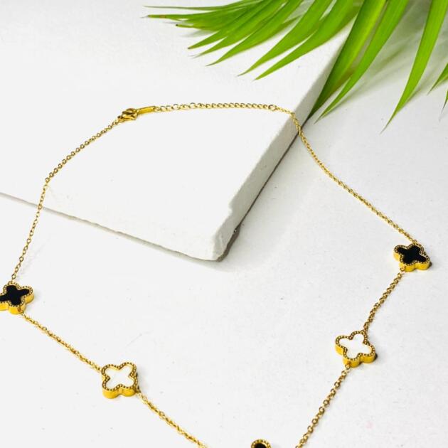 Minimal Gold Chain