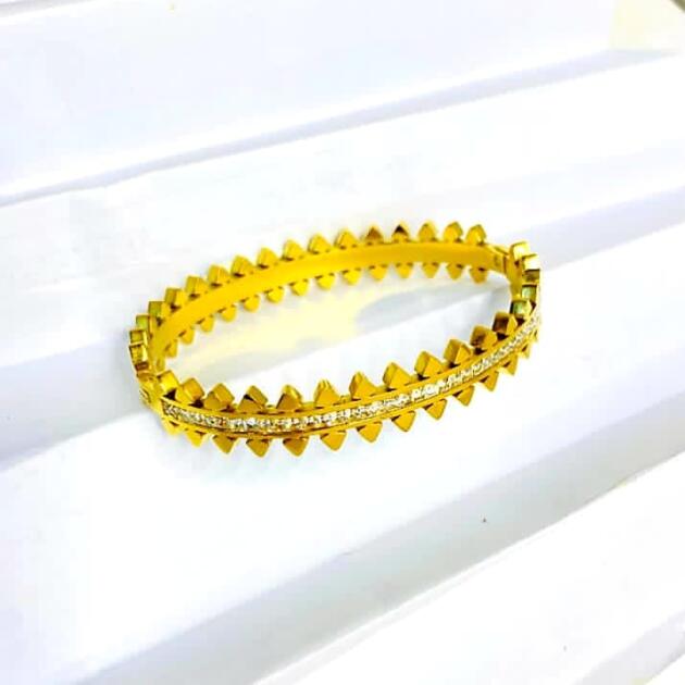 Royal Gold Steel Handcuff