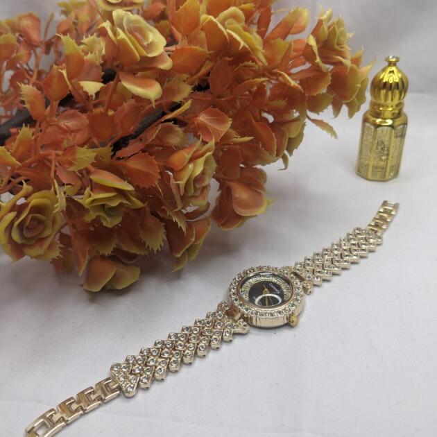 Modern Bracelet Watch